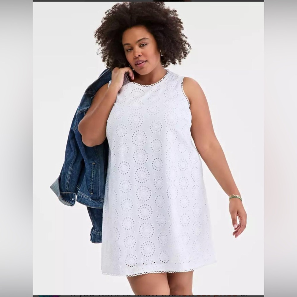 On 34th
Trendy 100% cotton Eyelet Sleeveless Dress
